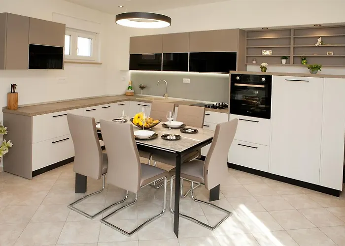 Apartment Nikoleto